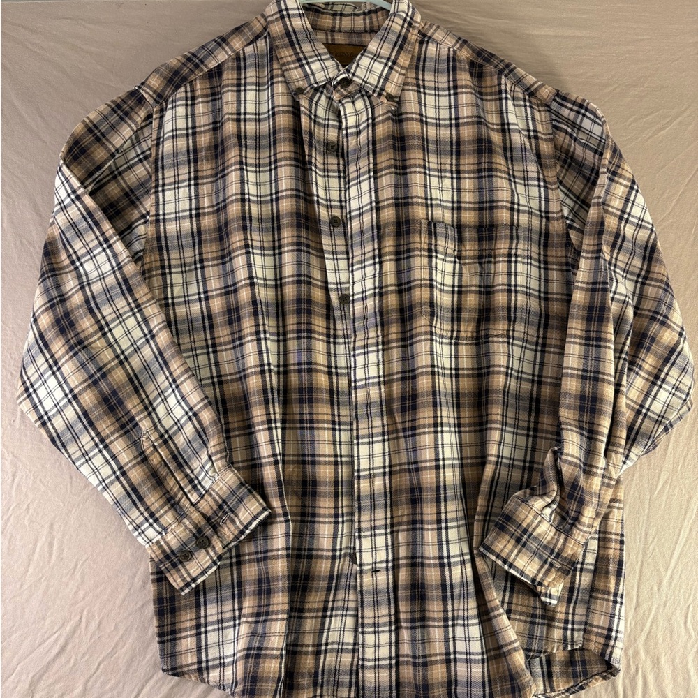 St. John's Bay Men's Casual Plaid Shirt - Beige and Navy size large 100% cotton